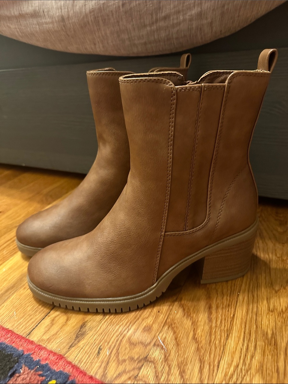 NWT Women's Tan Mid-Calf Block Heel Boots
